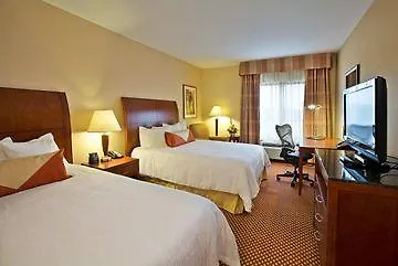Hilton Garden Hotel 3*